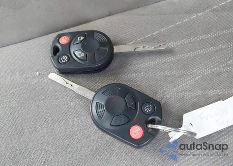 2016 Ford Focus Se z USA, uszkodzony, nr VIN 1FADP3F28GL201795